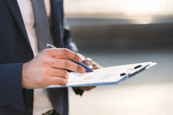 Contrôle d'accès et gestion des alarmes